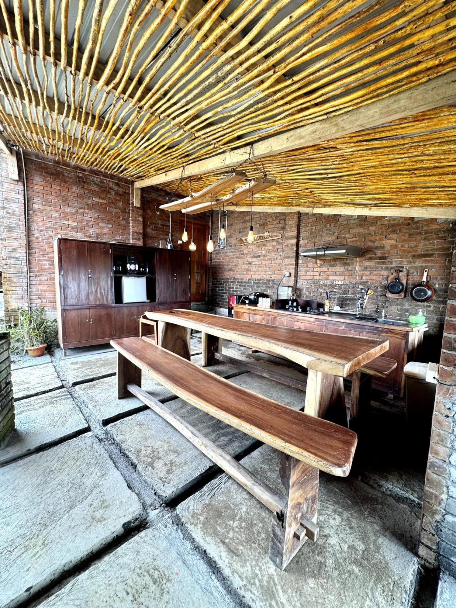 Jolotundo Lodge Banjarnegara Exterior foto
